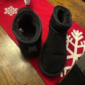 Black ultra mini boots!